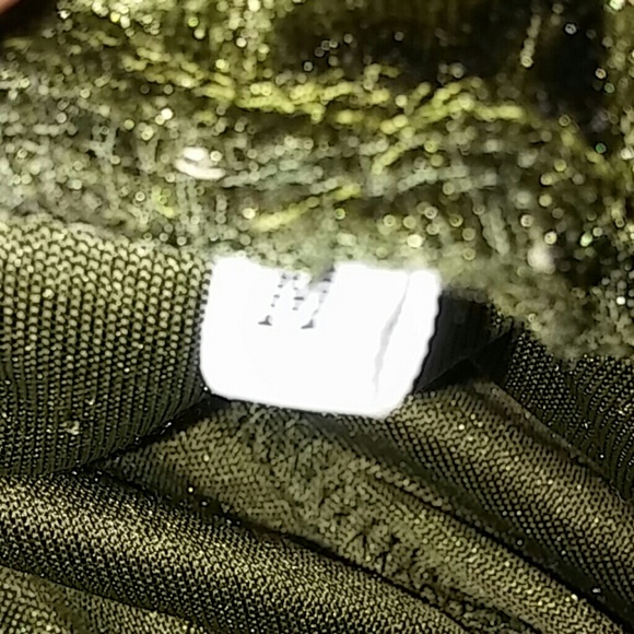 2PC Valour set w/ hoodie & shorts. Green 🌳 - Picture 4 of 5